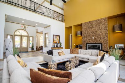 Modern resident lounge at The Enclave at La Frontera Round Rock